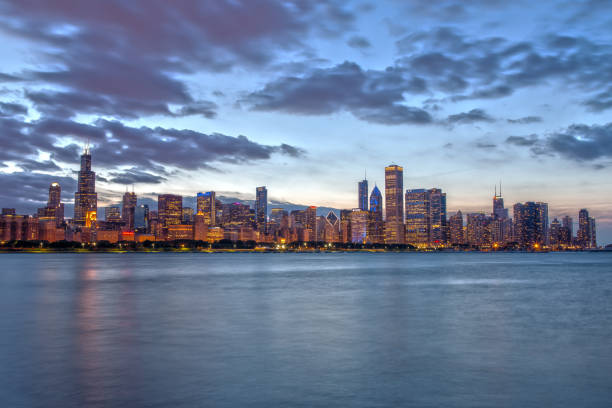 istock Chicago Skyline from Adler Planetarium Skyline Walk 800316922