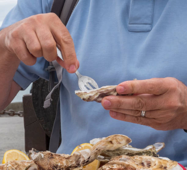 istock Dish of fresh oysters 800399176