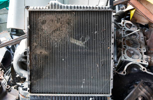 istock Old car and spare parts 800402798