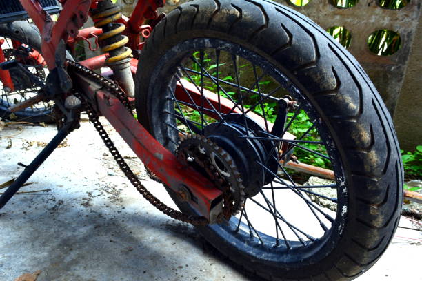 istock Old car and spare parts 800405788