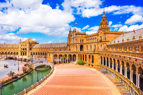 istock Plaza de Espana, Seville 800410926