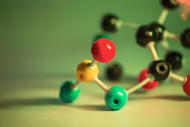ball and stick molecular structure - hydrogen molecule white molecular structure imagens e fotografias de stock