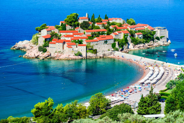 istock Sveti Stefan, Montenegro 800451248
