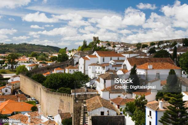 Foto de Óbidos É Uma Cidade Da Subregião Do Oeste Em Portugal e mais fotos de stock de Antigo