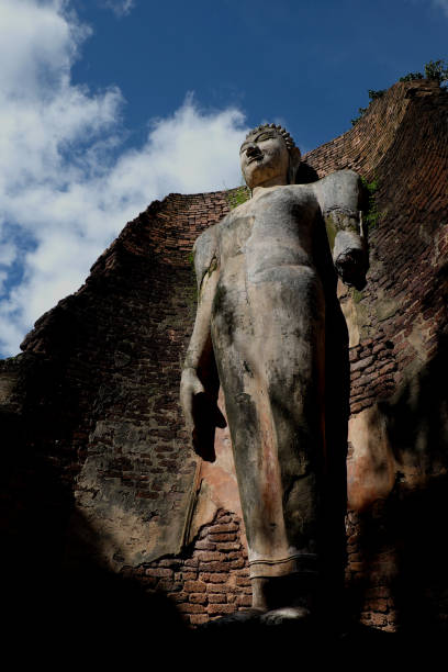 istock Wat Phra Si lriyabot with Buddha Statues Historical Park in Kamp 800472272
