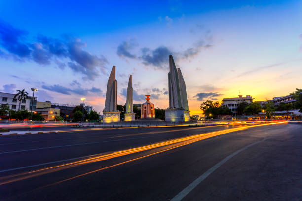istock Moment of Democracy monument at Dusk (Bangkok, Thailand) 800510290
