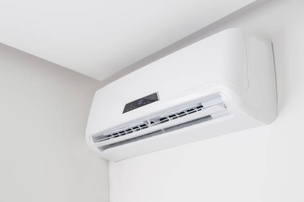 istock Split air conditioner closeup on white wall in flat indoors 800874394