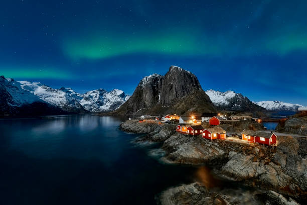 istock Hamnoy, Lofoten, Norway2017  - aurora borealis 801051876