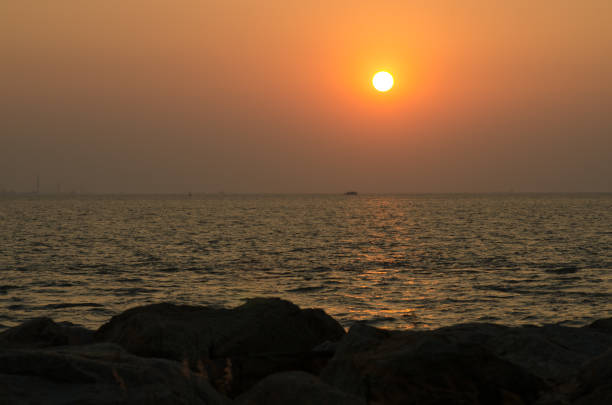 istock Dust in Hong Kong 801095544