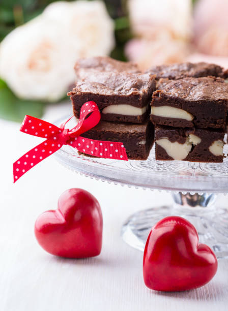 istock Valentines day cheesecake brownies 801114516