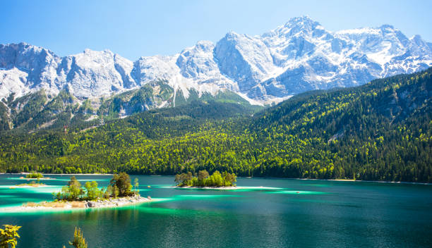 바이에른 알프스에서 eibsee 호수 - zugspitze mountain 뉴스 사진 이미지