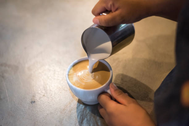 istock Making of latte art coffee 801791082