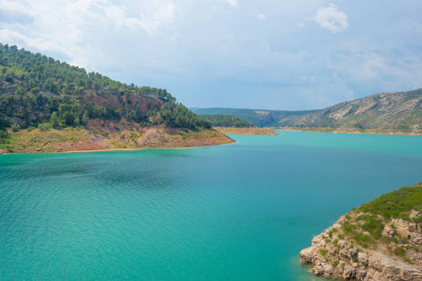 reservoir dammed in a vally in summer - 3846 imagens e fotografias de stock