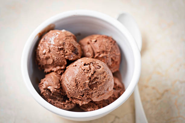 istock Chocolate ice cream in white bowl 801939696