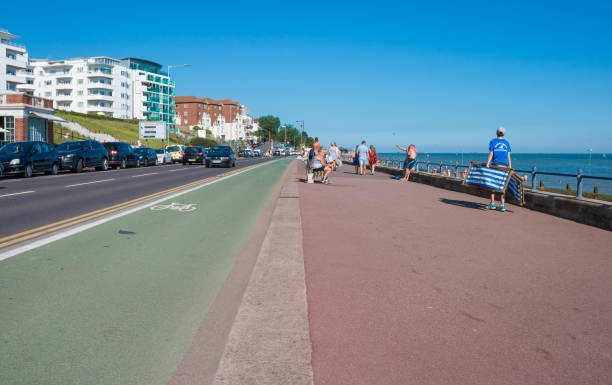 Promenade in Southend on sea in summer day Southend On Sea: Promenade in a summer day wharfe river photos stock pictures, royalty-free photos & images
