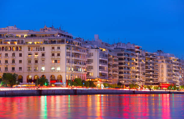 istock Thessaloniki quay at twilight, Greece 802112186
