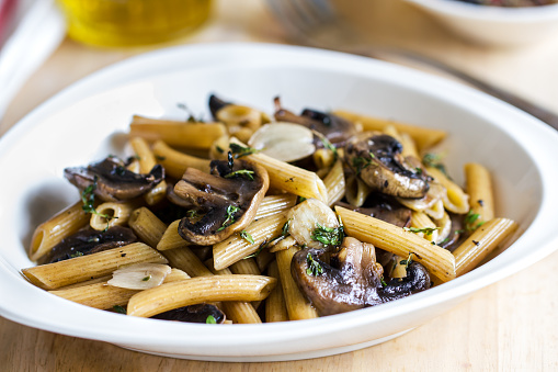 Penne with Button Mushroom in Herb sauce