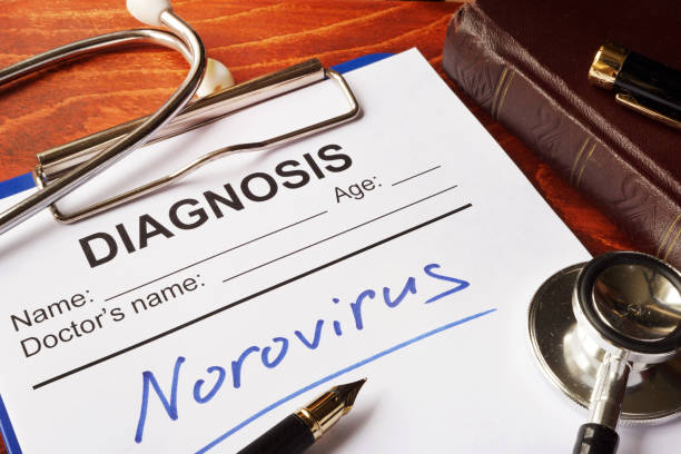 forma medyczna z diagnozą norovirus na stole. - norovirus diarrhea gastroenteritis virus zdjęcia i obrazy z banku zdjęć