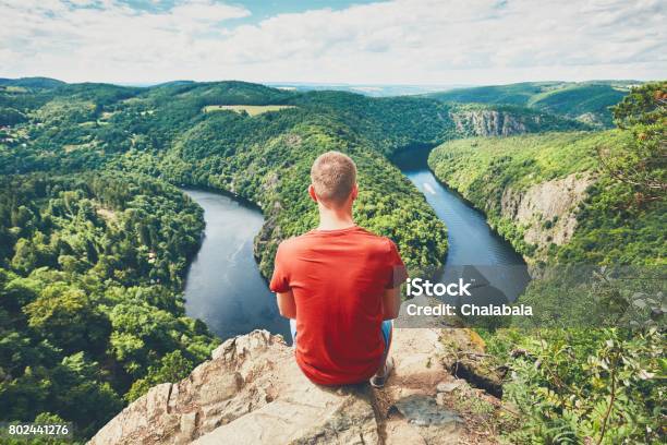 Impresionantes Vistas Sobre El Río Foto de stock y más banco de imágenes de República Checa - República Checa, Río Vltava, Actividad al aire libre