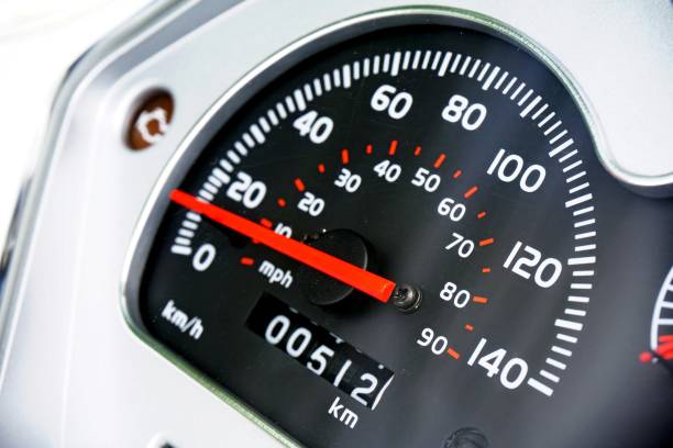 tachimetro - odometer speedometer gauge old fashioned foto e immagini stock