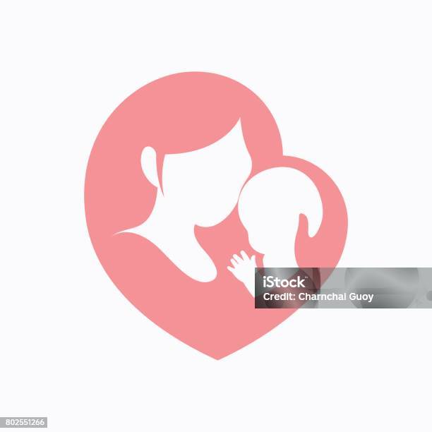 Ilustración de Madre Sosteniendo A Su Pequeño Bebé En Silueta En Forma De Corazón y más Vectores Libres de Derechos de Madre