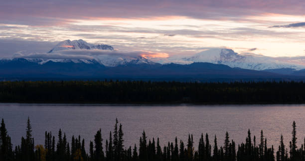 istock Mt Blackburn Willow Lake Wrangell-St Elias National Park 802667308