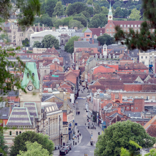 winchester city centre w anglii - hampshire zdjęcia i obrazy z banku zdjęć