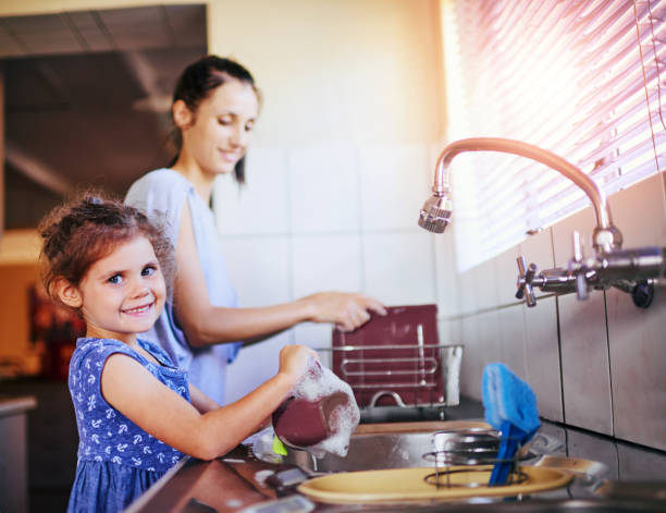 istock Just like mommy showed me 803026364