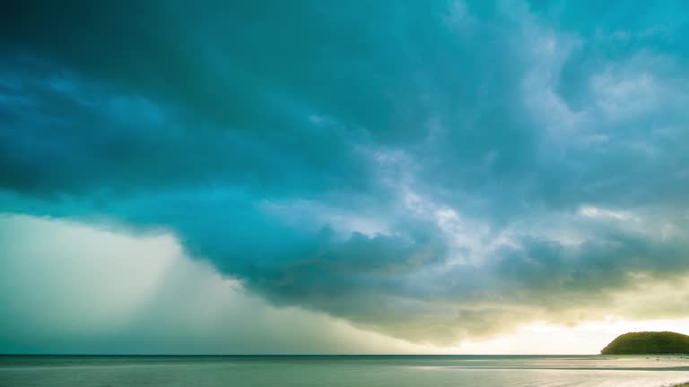 Incoming Thunderstorm time lapse 4k