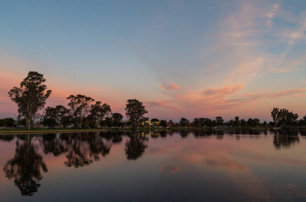 istock Victoria Park Lake in Shepparton, Australia 803113338
