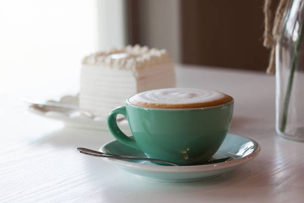 コーヒー - milk shake coffee latté cold ストックフォトと画像
