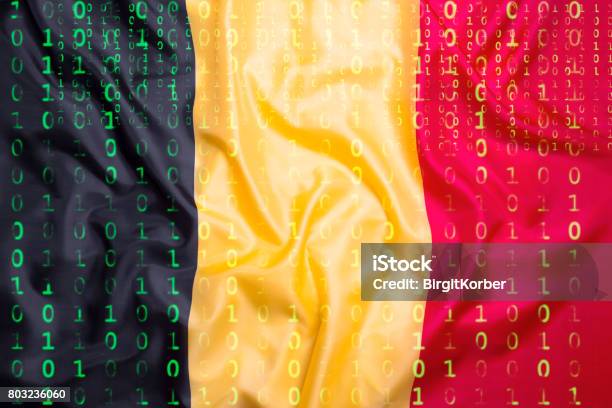 Binärcode Mit Belgien Fahne Datenschutzkonzept Stockfoto und mehr Bilder von Belgien - Belgien, Binärcode, Computerhacker