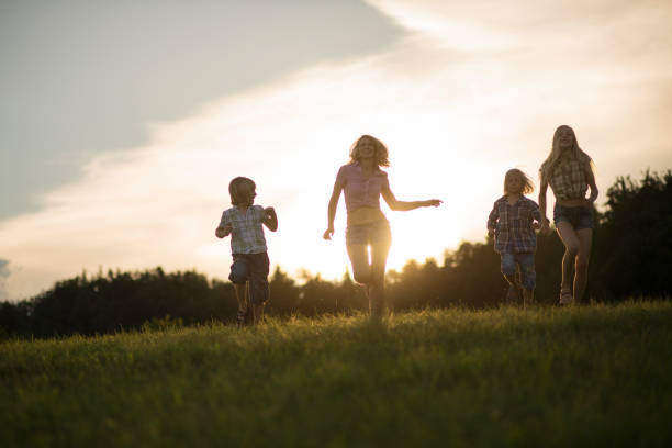 istock Family in the sunrise 803265590