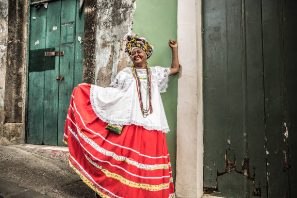 young brazilian woman of african descent, bahia, brazil - pelourinho imagens e fotografias de stock