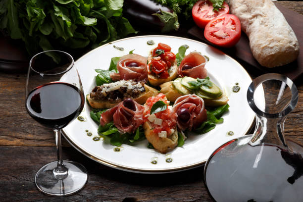 salad bread and red wine - salad food and drink food lettuce imagens e fotografias de stock