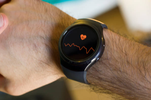 istock Man measuring heart beat in smartwatch 803494218