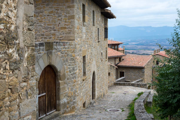istock Traditional architecture in Sos del Rey Catolico 803593970