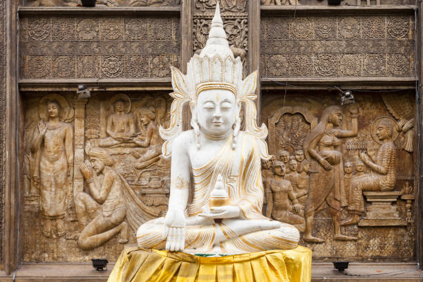 istock Gangaramaya Temple in Colombo 803613160
