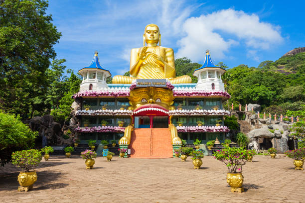 istock Golden Temple of Dambulla 803613216