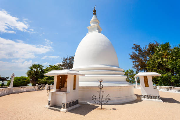istock Dambakola Patuna Sangamitta Viharaya 803613416