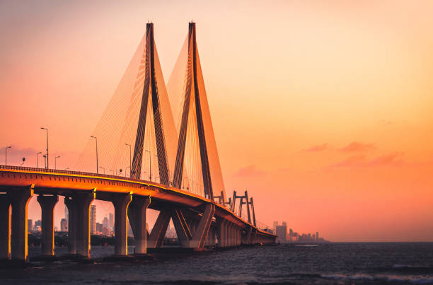 Bandra Worli Sea link The Bandra Worli Sea link is a cable-stayed bridge that connects Bandra in the Western Suburbs of Mumbai with Worli in South Mumbai. maharashtra stock pictures, royalty-free photos & images