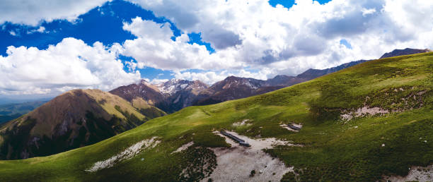 istock Mountain peaks in central Italy, beautiful summer landscape 803879500