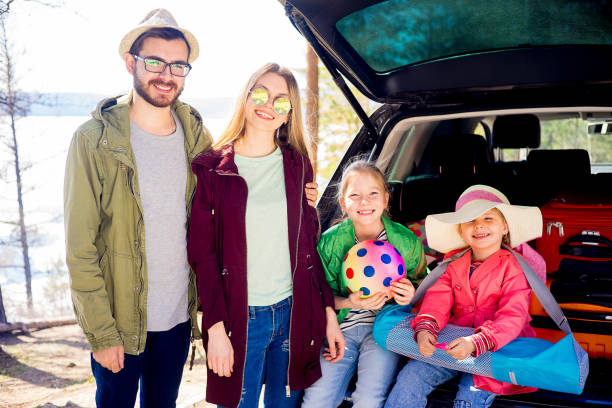 istock Family going on vacation 803892752