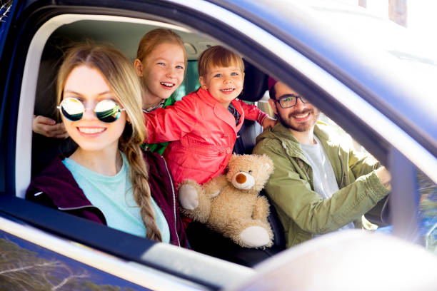 istock Family going on a trip 803905564