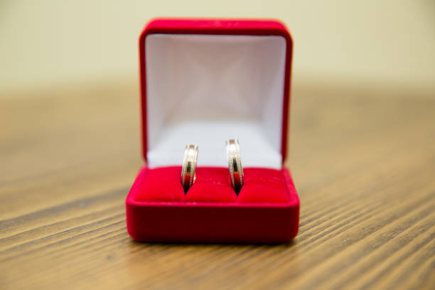 istock Gold rings in the box 804040570