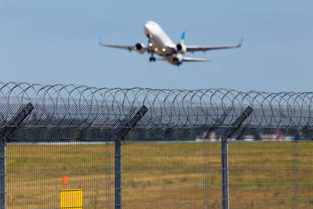 istock Departing aircraft 804284102