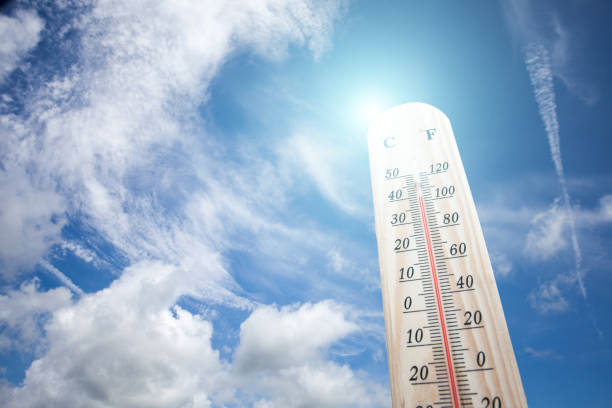 Thermometer on the summer heat Thermometer on the summer heat heat wave photos stock pictures, royalty-free photos & images