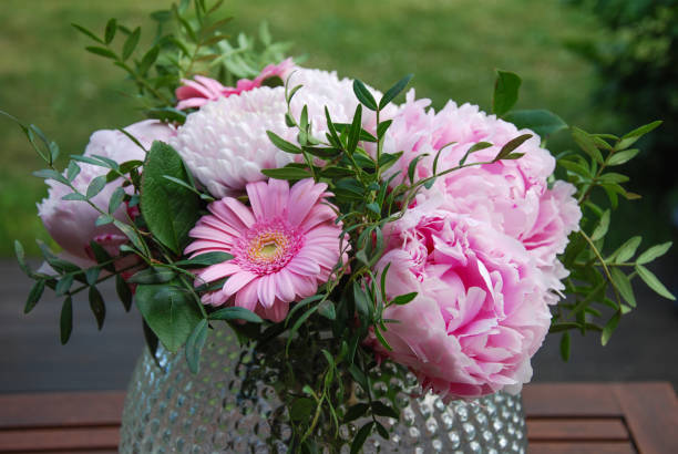 istock Pink summer flowers bouquet 804633440