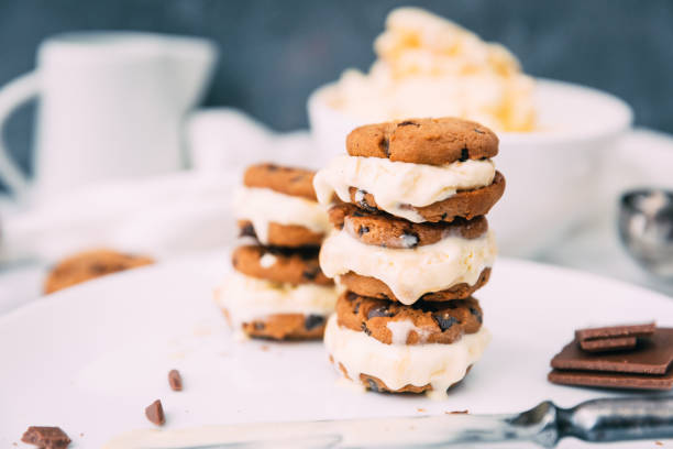 istock Homemade Chocolate chip ice cream cookies 804675032
