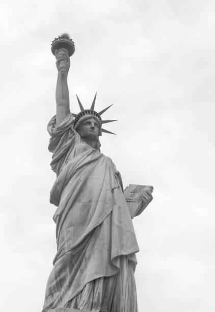 istock Statue of Liberty - black and white version 804837744